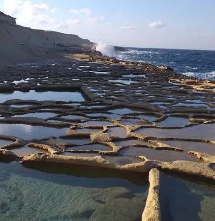 فندق مبيت وإفطار Mj Xagħra
