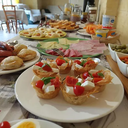 فندق مبيت وإفطار Mj Xagħra