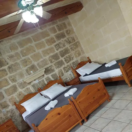 Bed & Breakfast Mj 4*