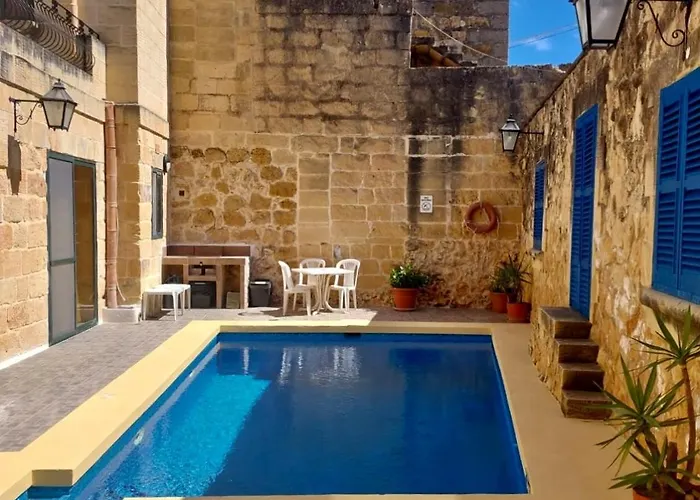 Mj فندق مبيت وإفطار